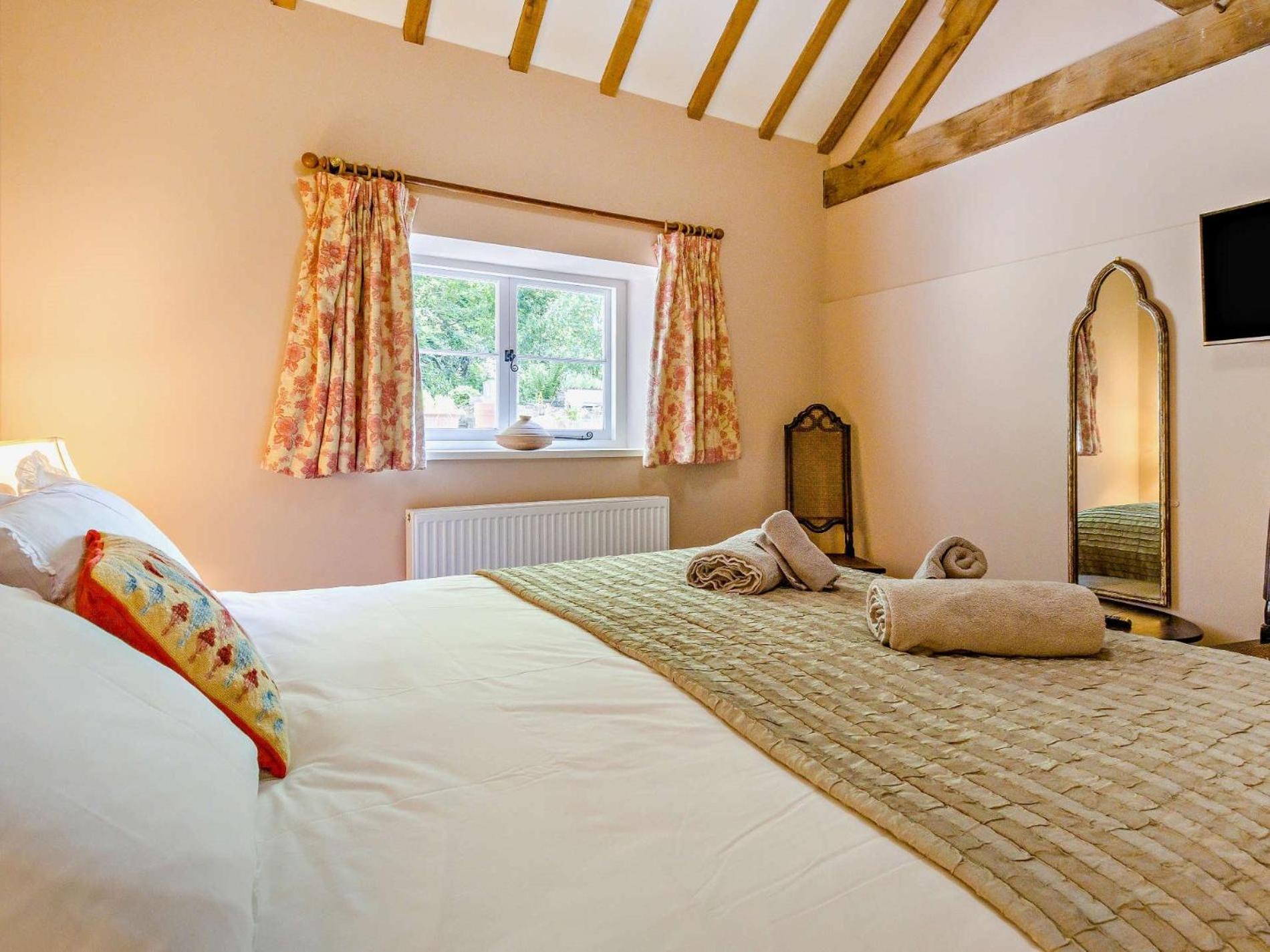 4 Bed In Hay-On-Wye Town Bn116 Villa Exterior photo