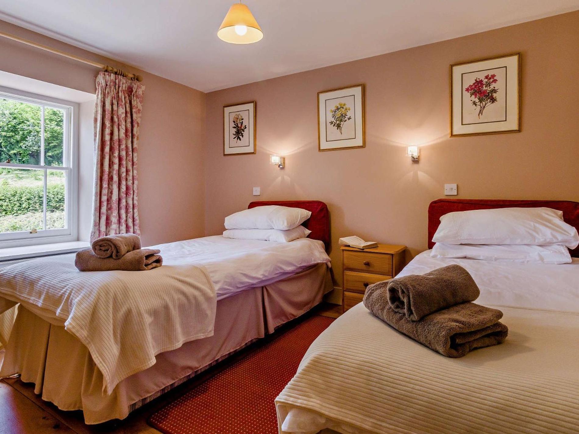 4 Bed In Hay-On-Wye Town Bn116 Villa Exterior photo